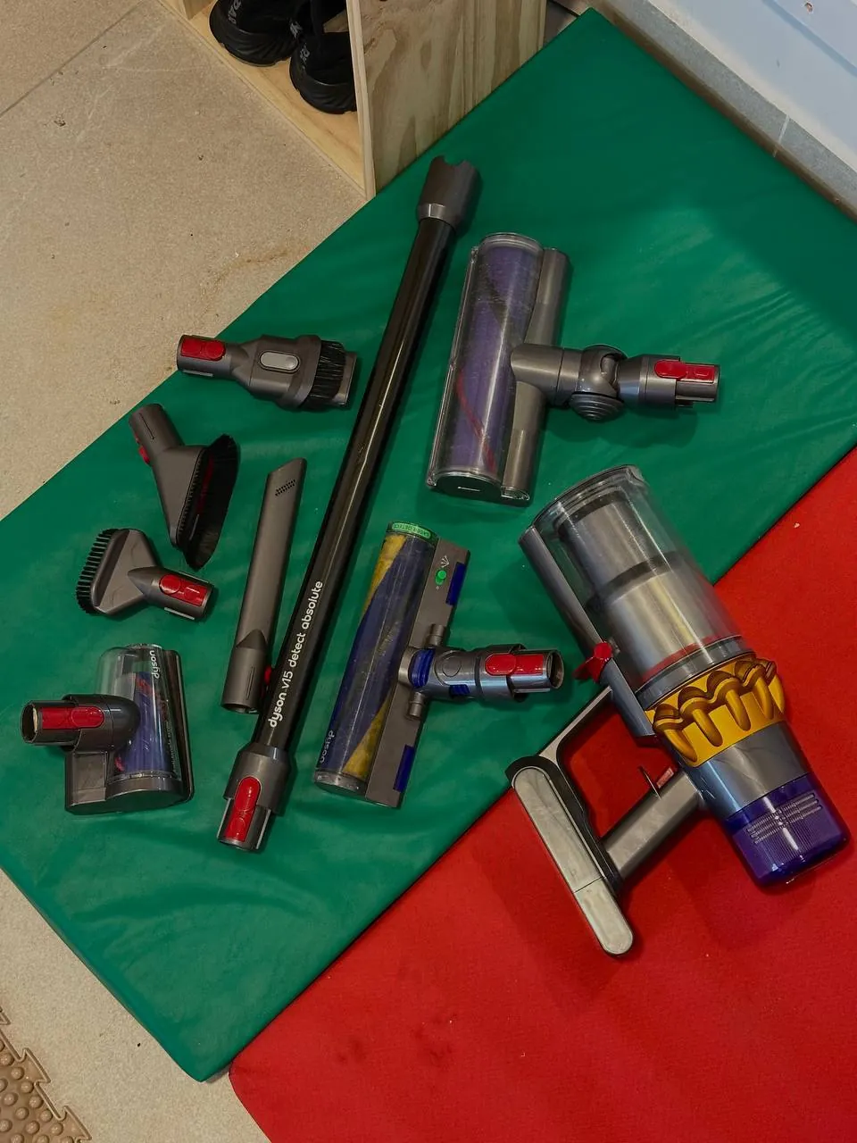 Dyson V15 Detect беспроводной пылесос 2