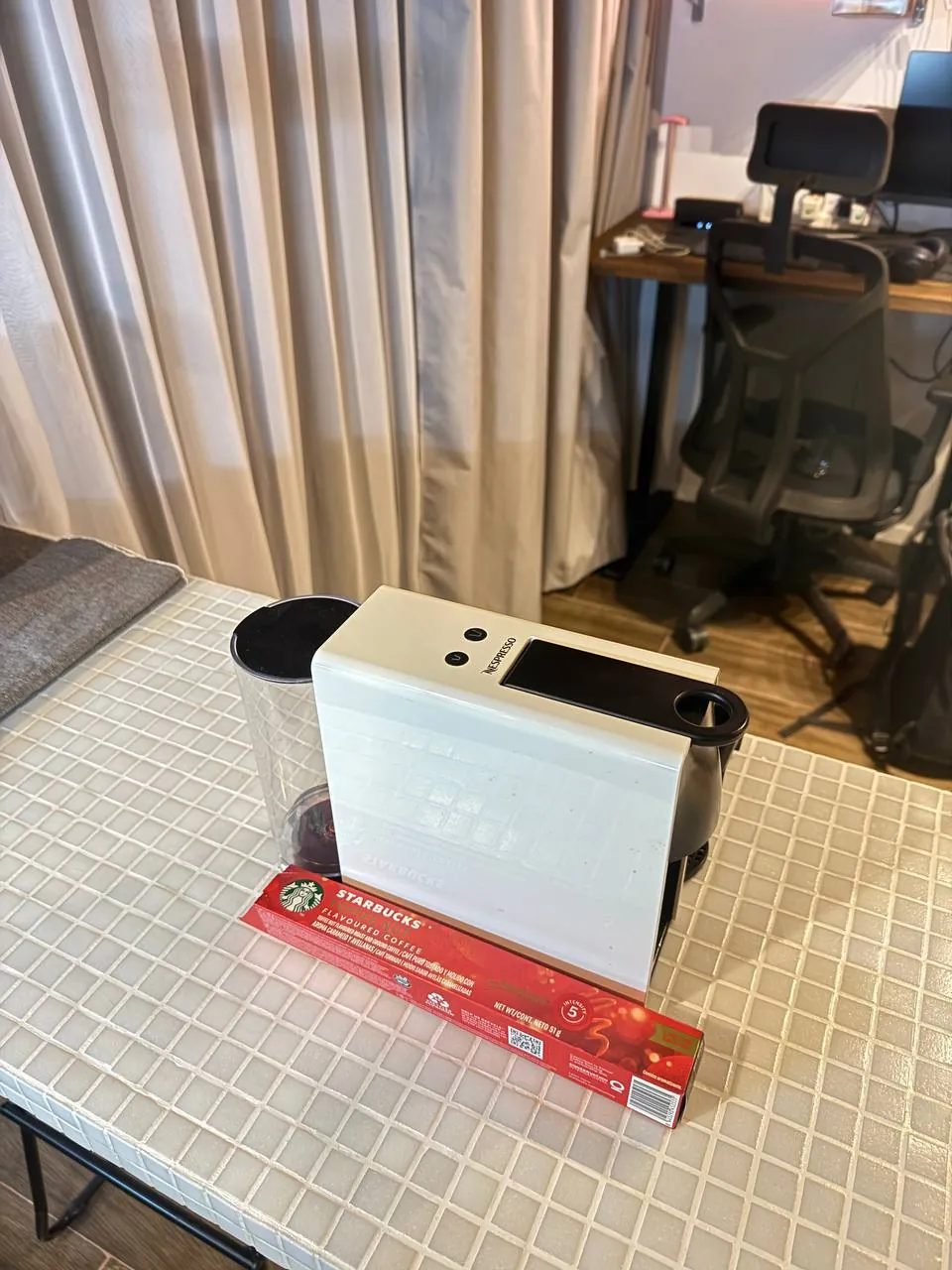 Кофемашина Nespresso Essenza Mini C30 2