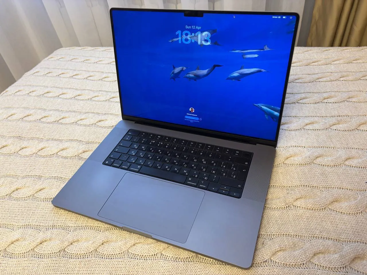 MacBook M1 Pro 16GB 512GB идеальное состояние 1