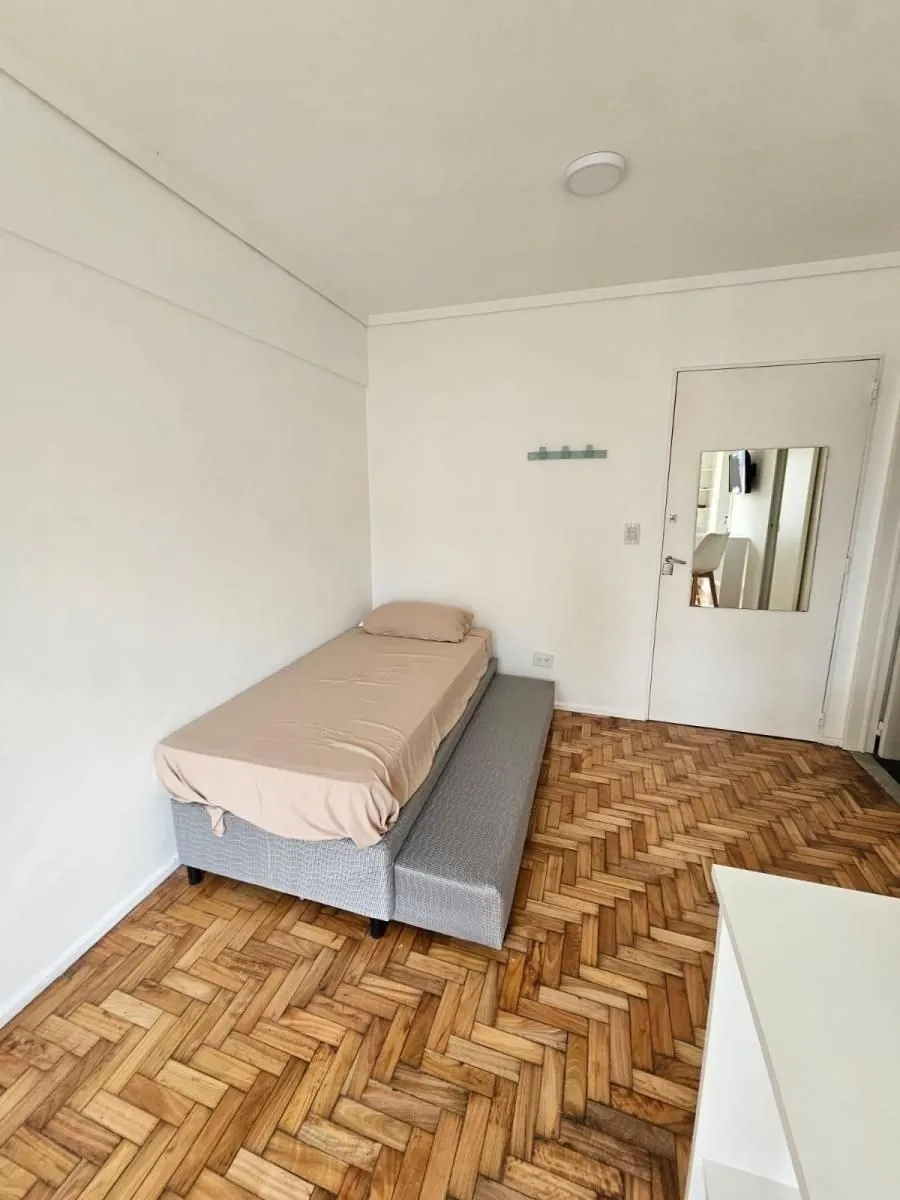 1к квартира в Реколете с балконом 3