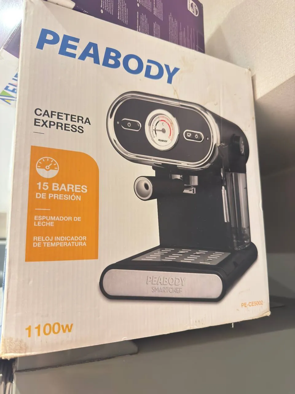 Кофеварка рожковая PEABODY со вспенивателем 4