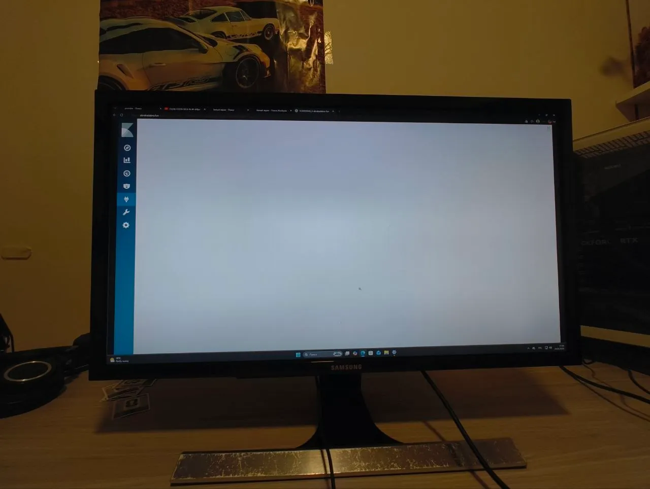 Монитор Samsung U28E590 28 дюймов 4К 75Гц 2
