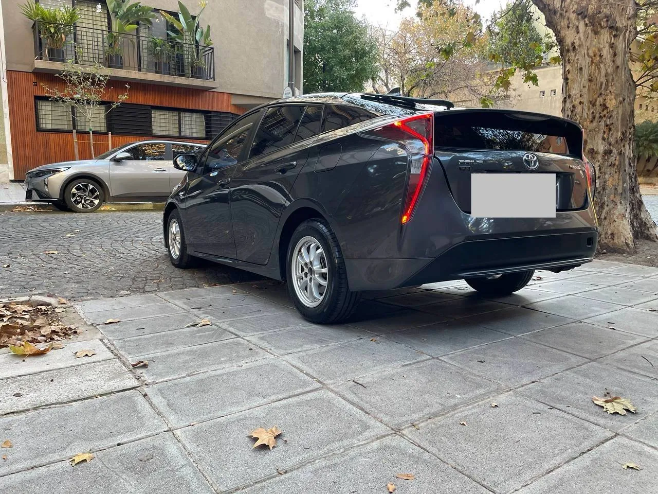 Toyota Prius 2018 без ДТП 2