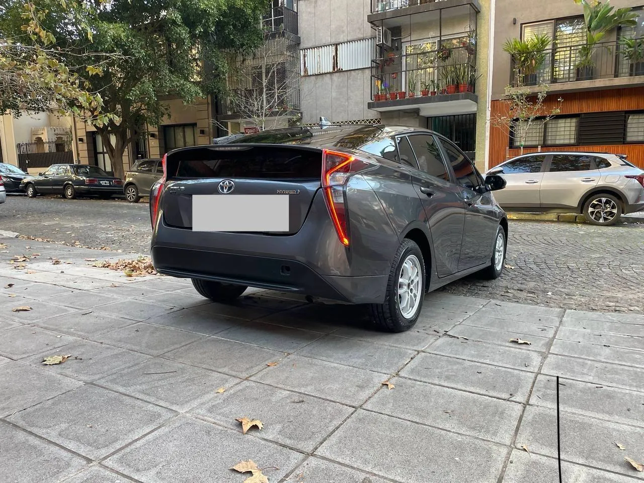 Toyota Prius 2018 без ДТП 3