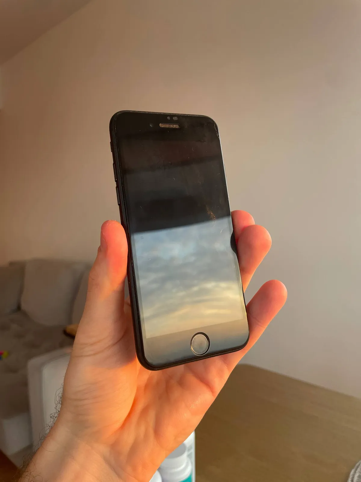 iPhone 7 128 ГБ Touch ID работает 1