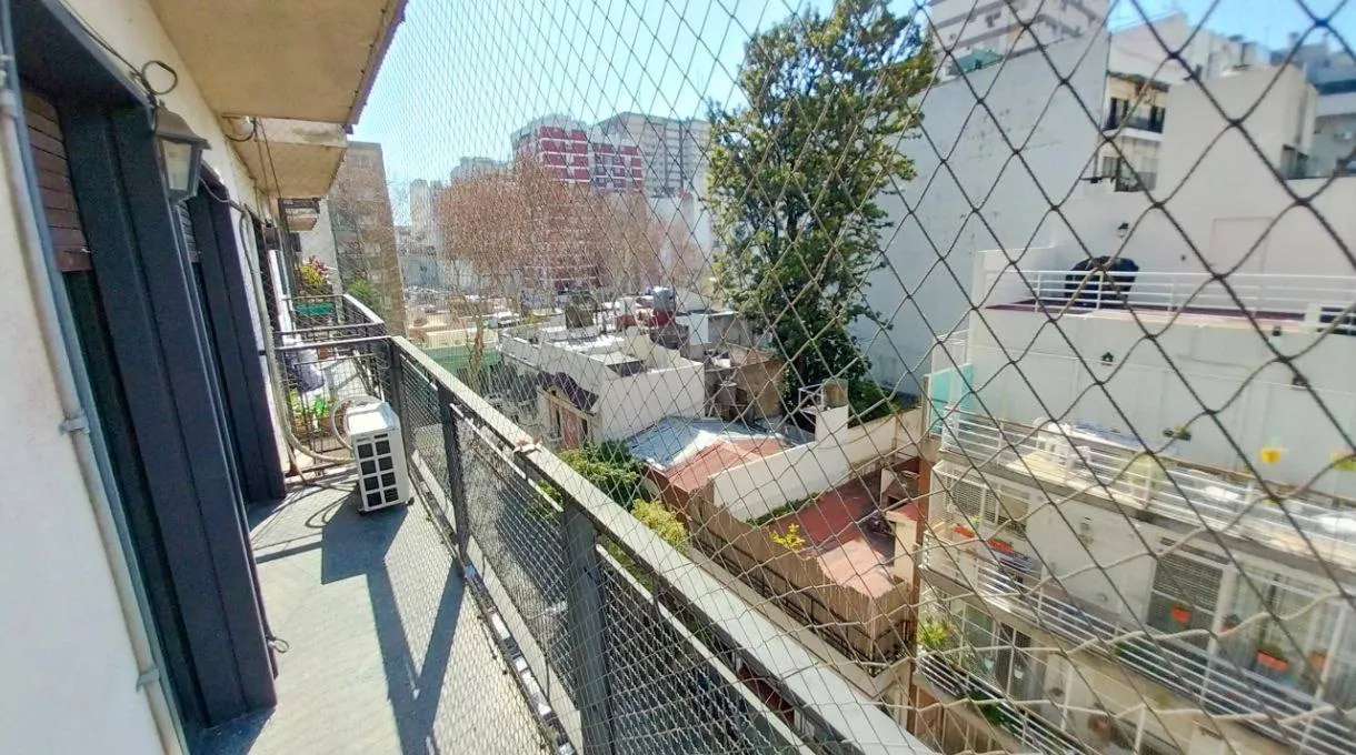Аренда 2к квартиры в Caballito с балконом Bertres 300 3