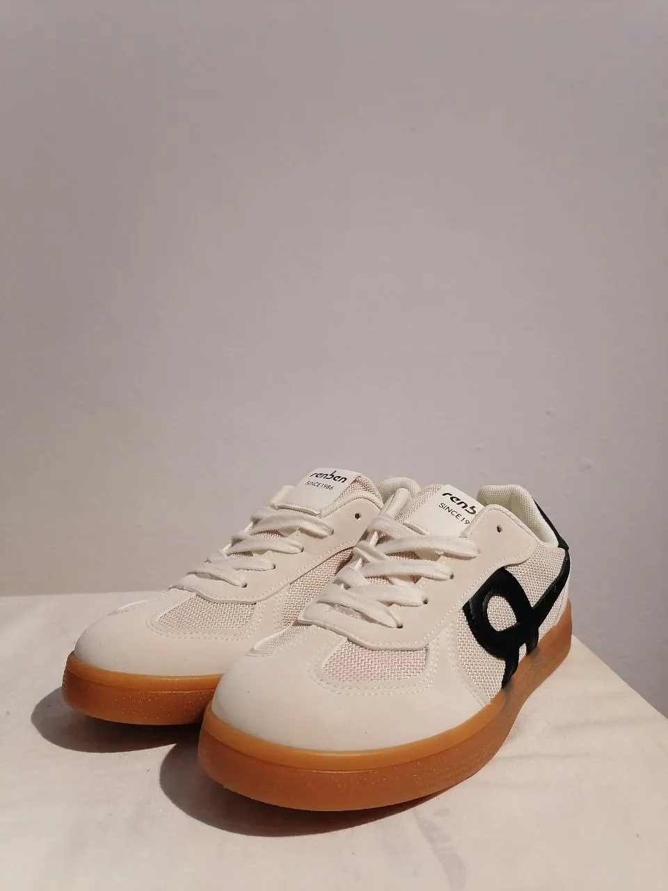 Женская обувь 5 пар Adidas Vans DC б/у 2