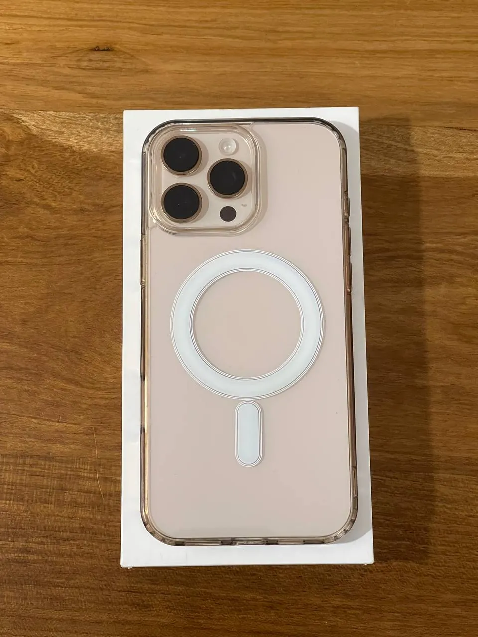 iPhone 16 Pro Max 256GB Desert Titanium б/у 3