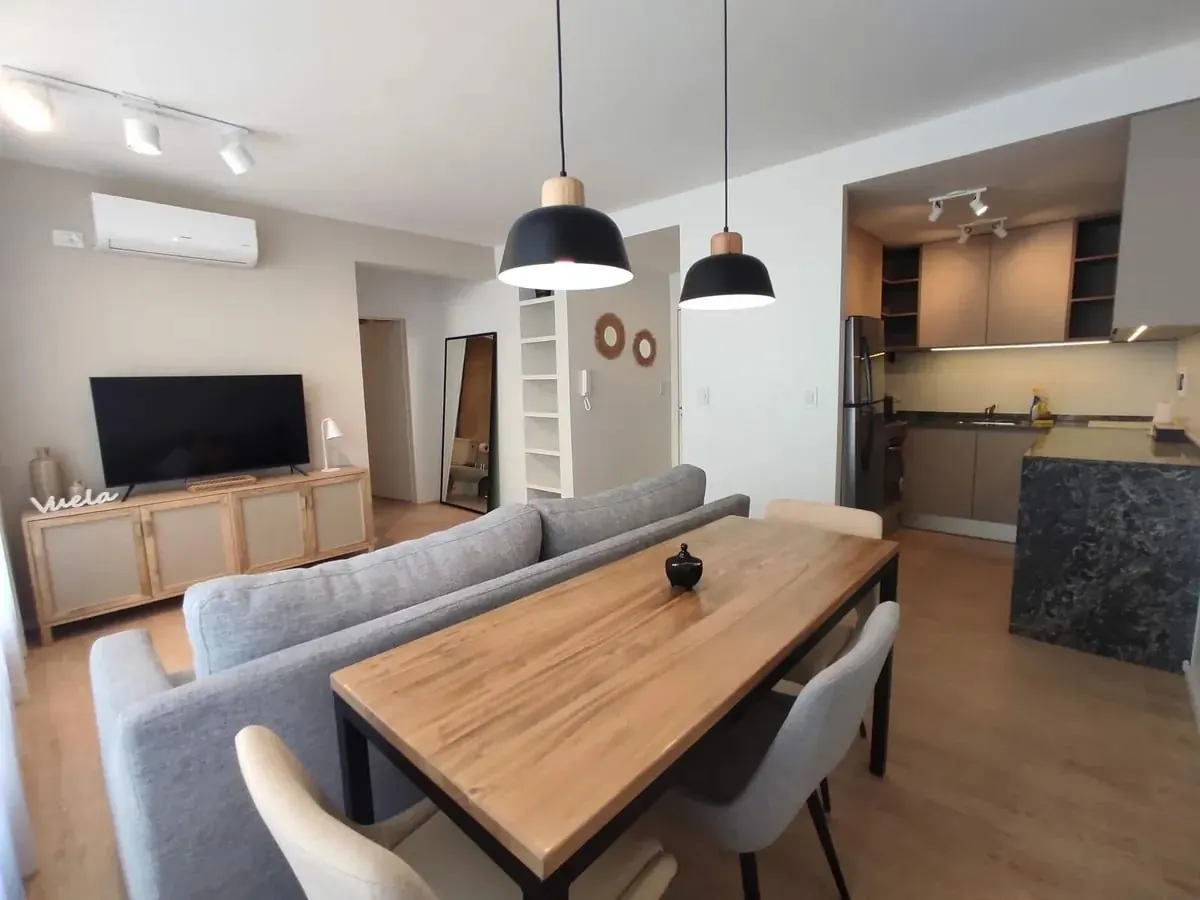 2к Palermo с паришей Arevalo 1300 900 USD 5
