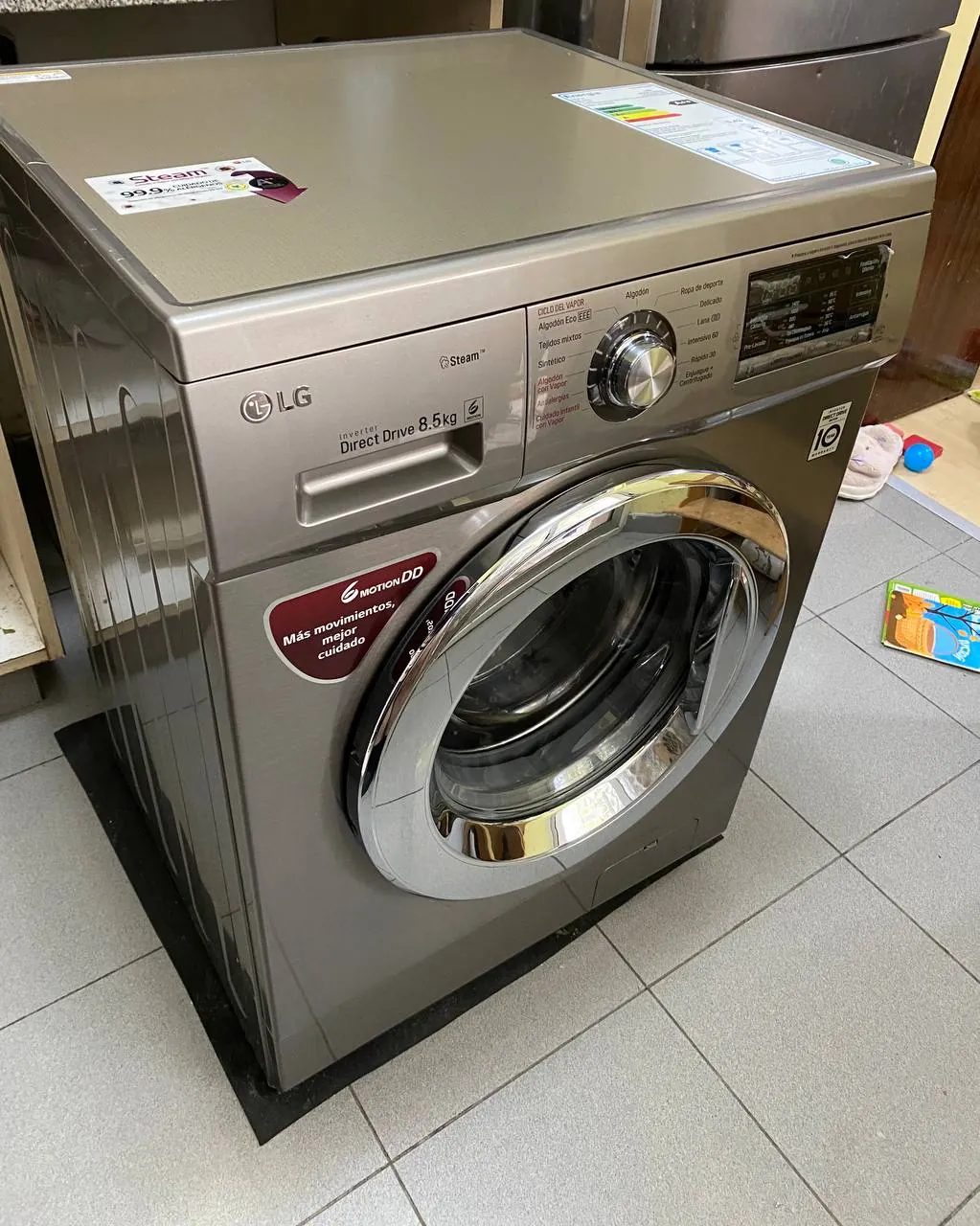 Стиральная машина LG Inverter 8.5 кг Steam 1
