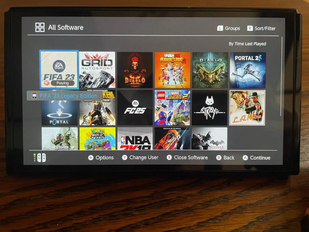 Nintendo Switch OLED с играми и джойстиками 2