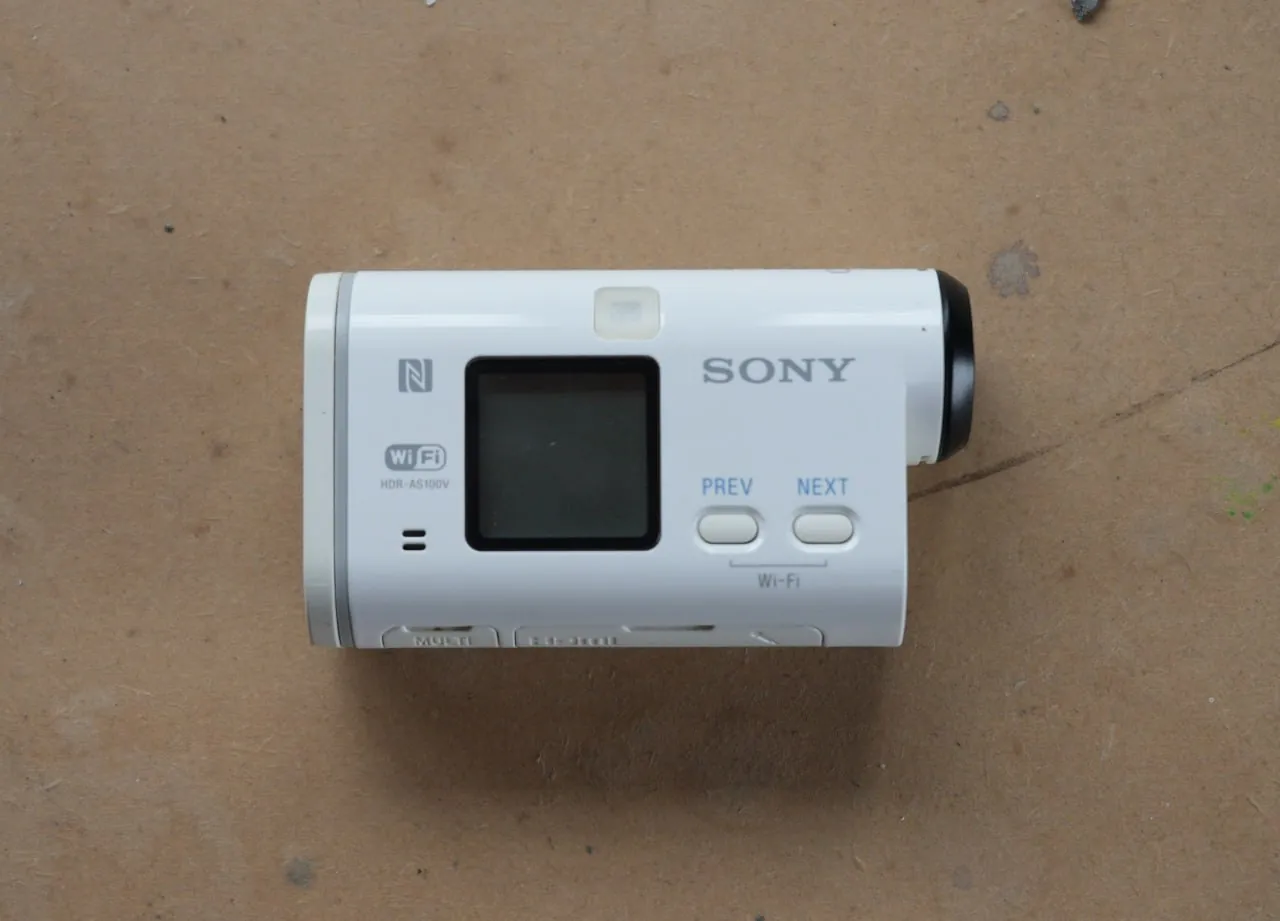 Экшн-камера Sony HDR AS100V комплект 1