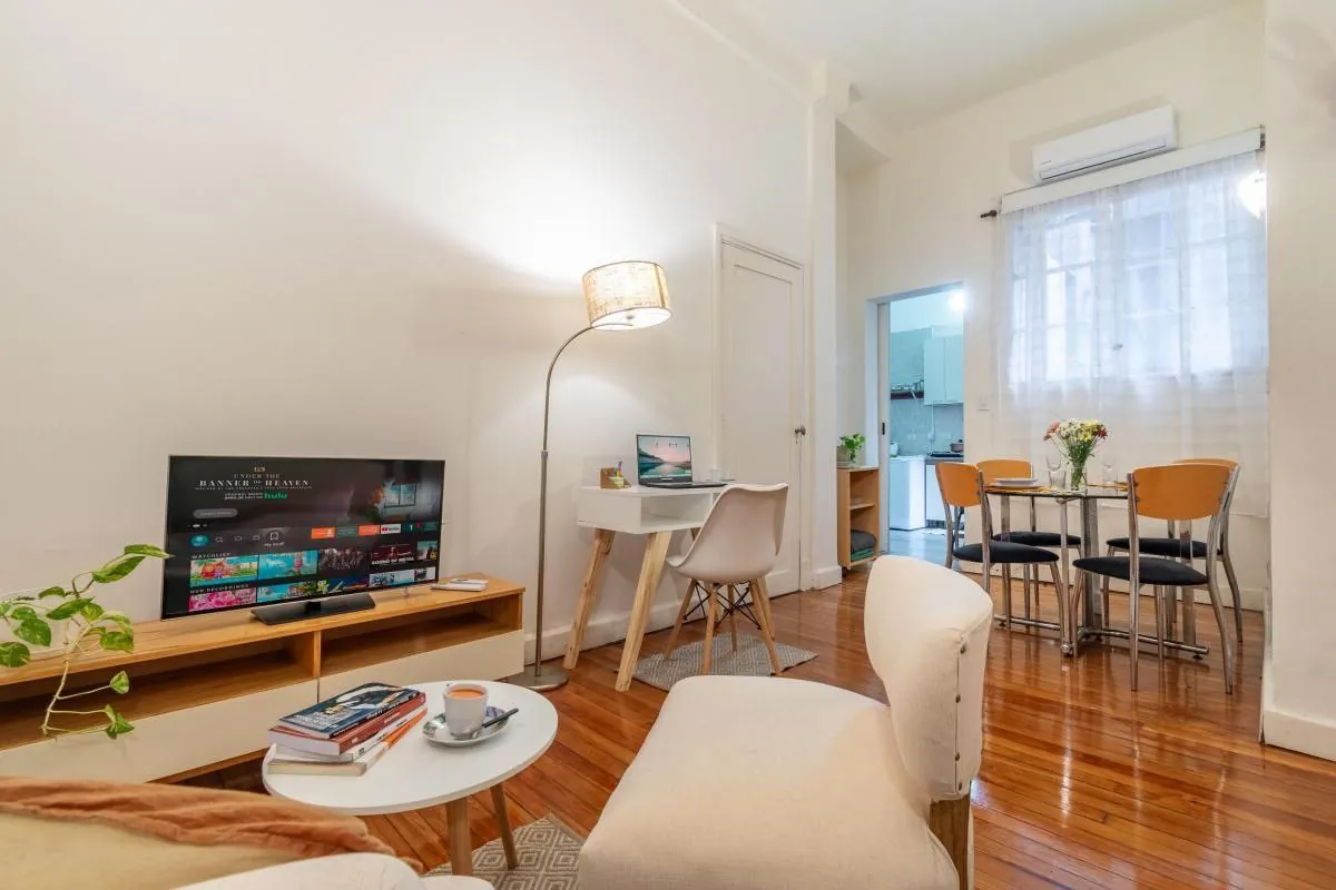 Аренда 1к квартиры San Nicolas 8
