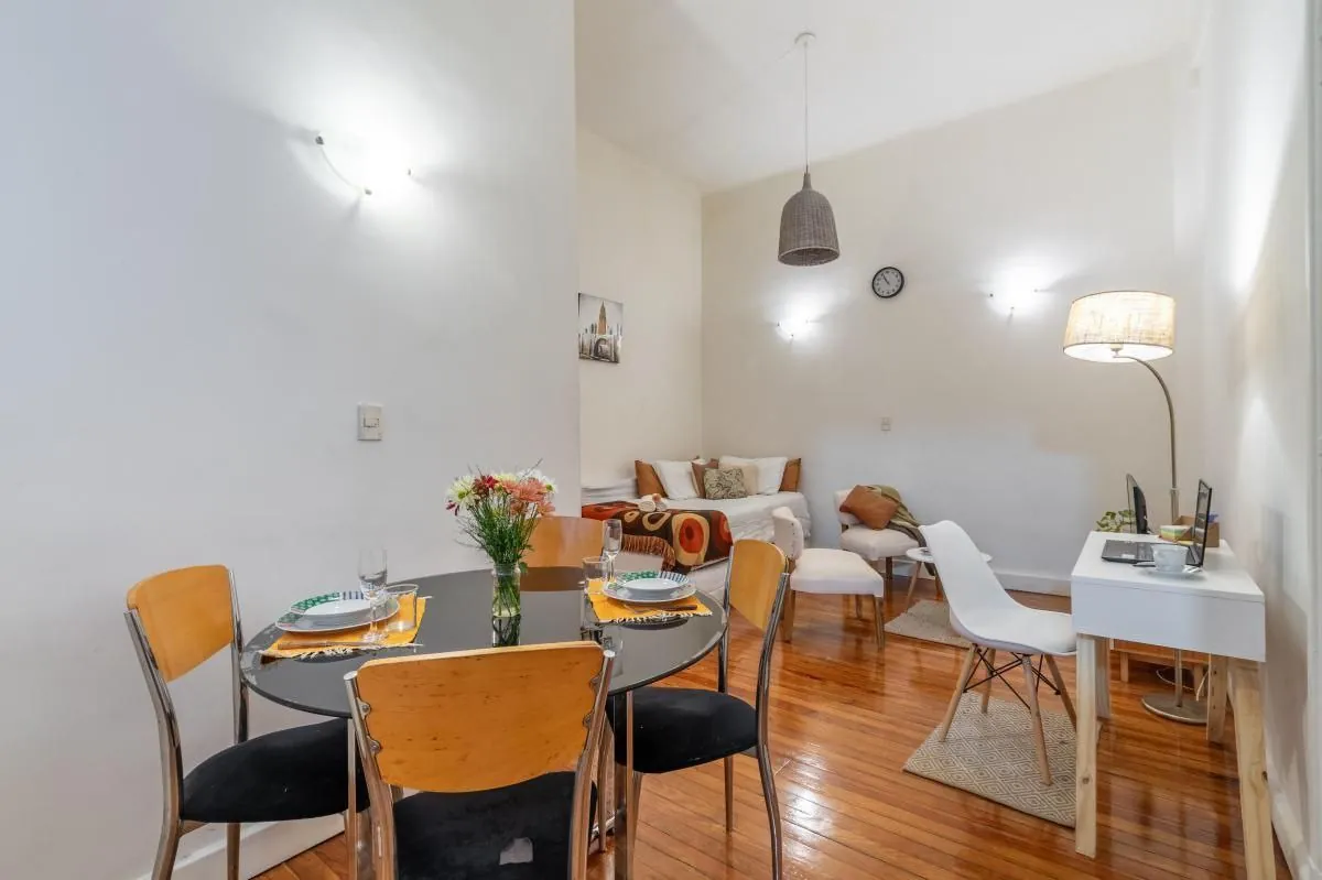 Аренда 1к квартиры San Nicolas 3
