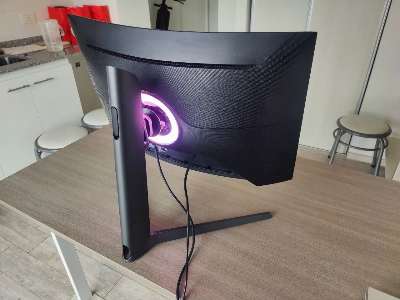 Монитор Samsung Odyssey G7 27 QHD 240Гц 2