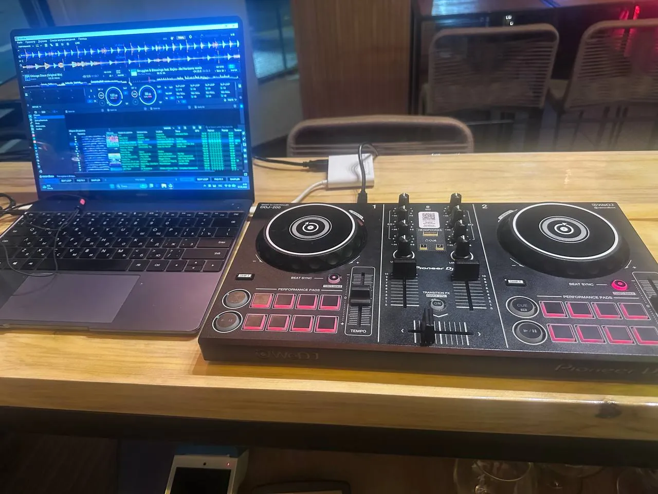 DJ консоль Pioneer DDJ-200 2