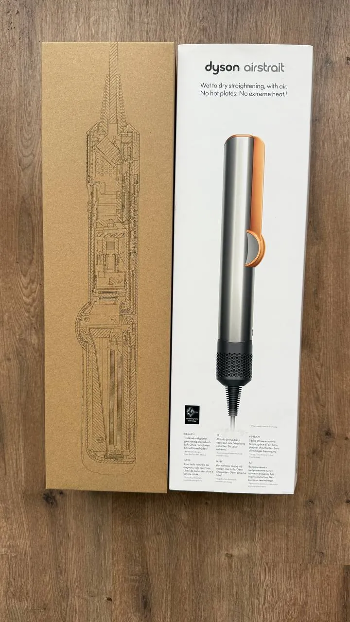 Стайлер для волос Dyson Airstrait 1