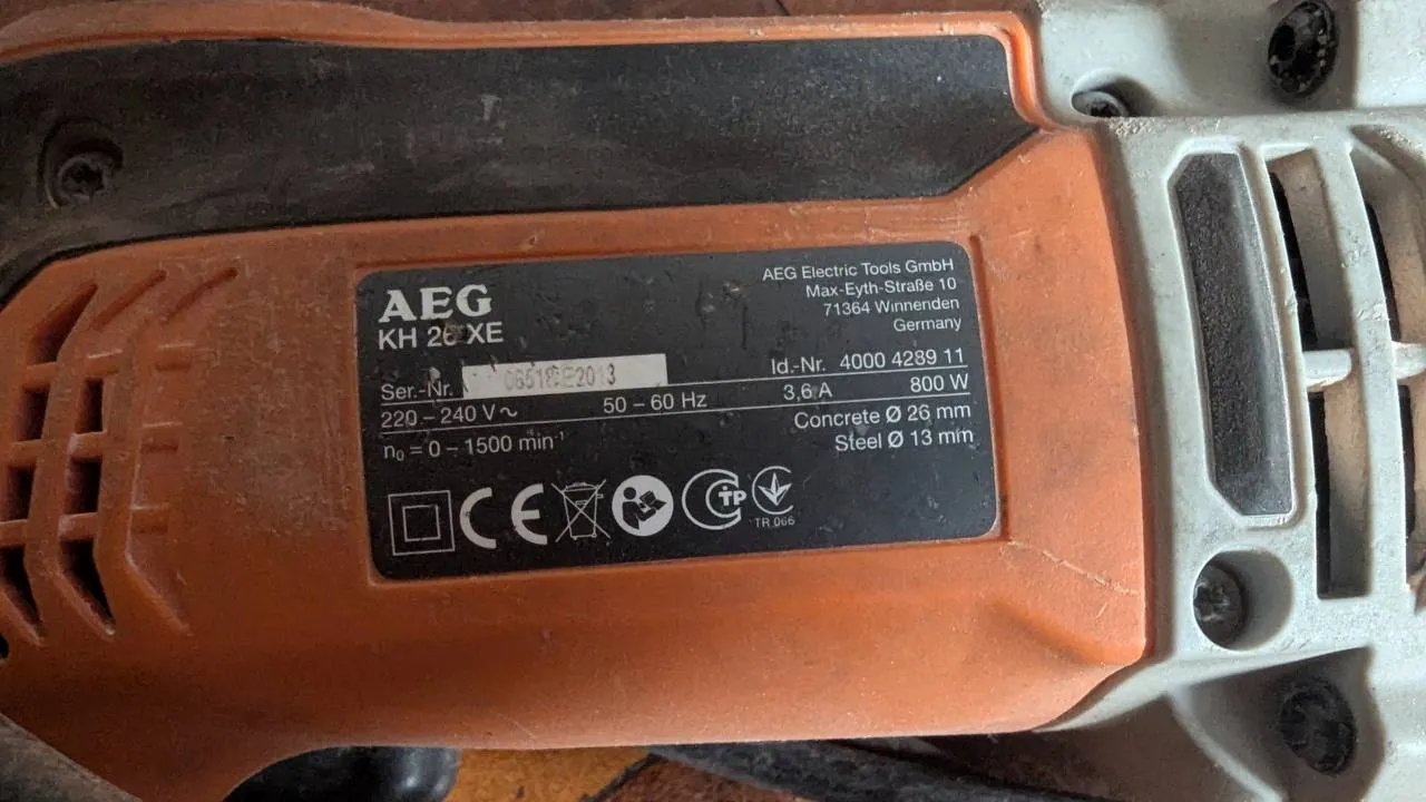 Перфоратор AEG KH 26 XE 800 Вт 3