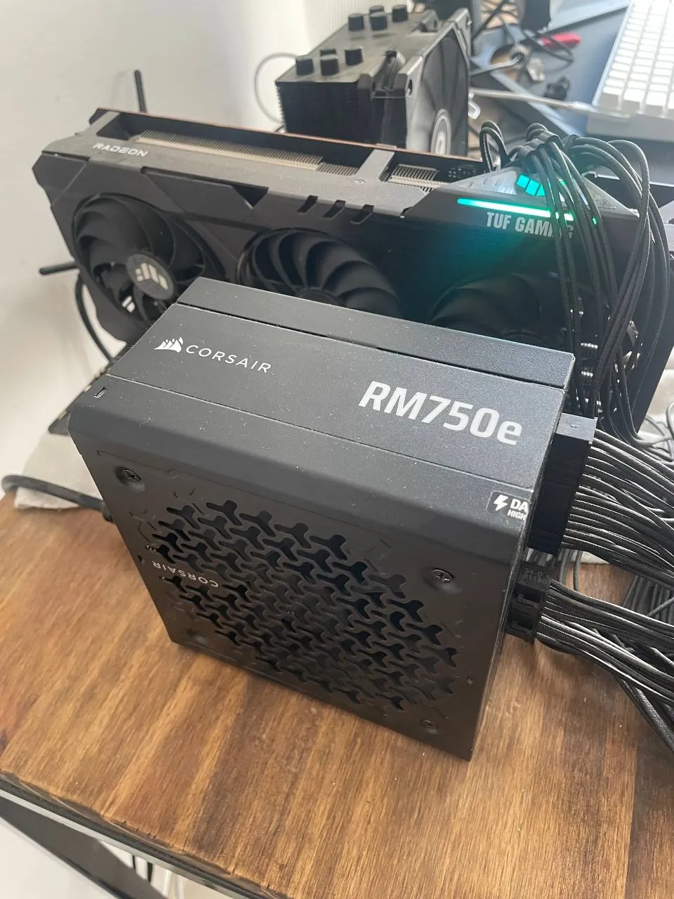 Блок питания Corsair RM750e 1
