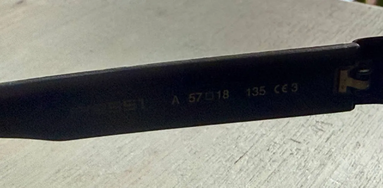 Солнцезащитные очки Porsche Design P8551 4