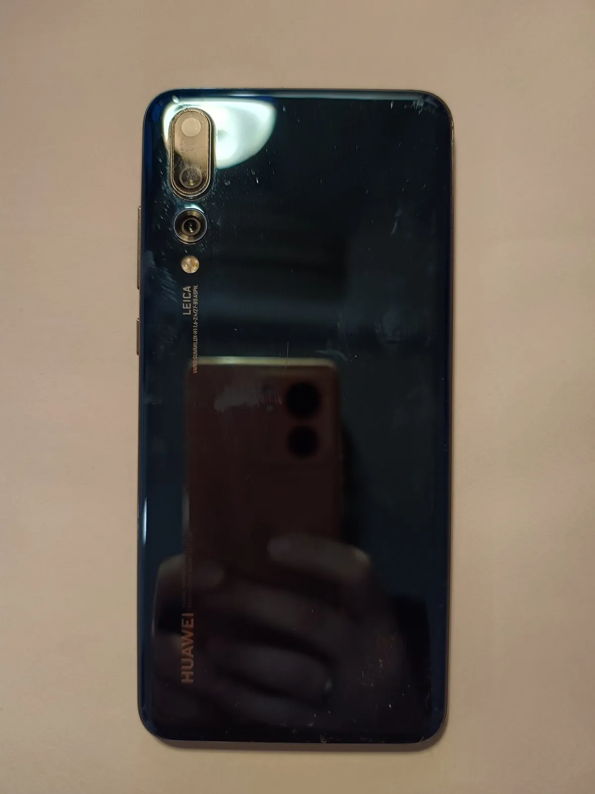 Смартфон Huawei на запчасти 1