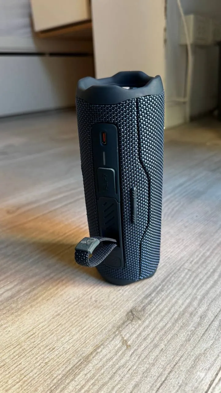 Портативная колонка JBL Flip 7 2