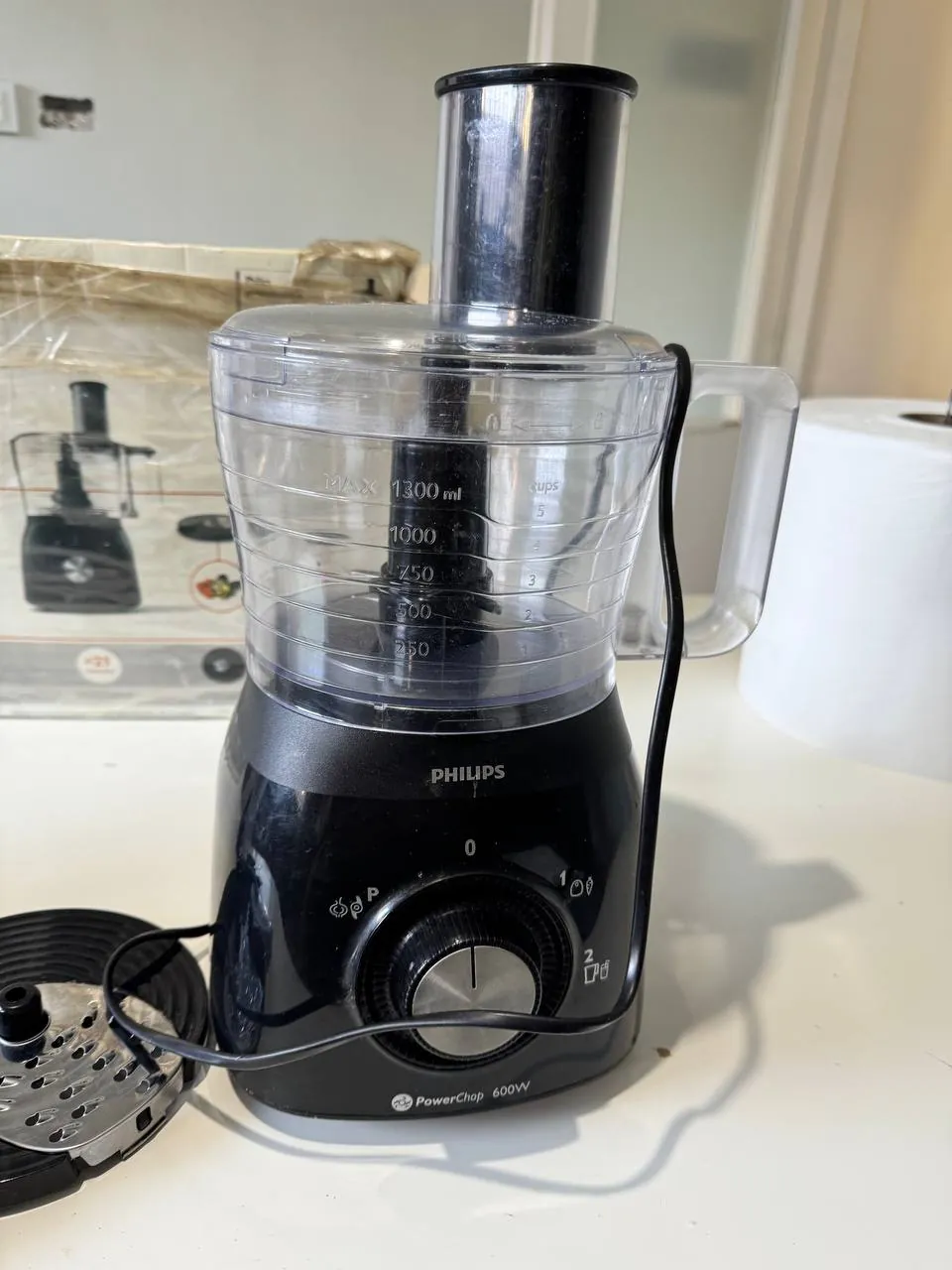Кухонный комбайн Philips Viva HR7630 1