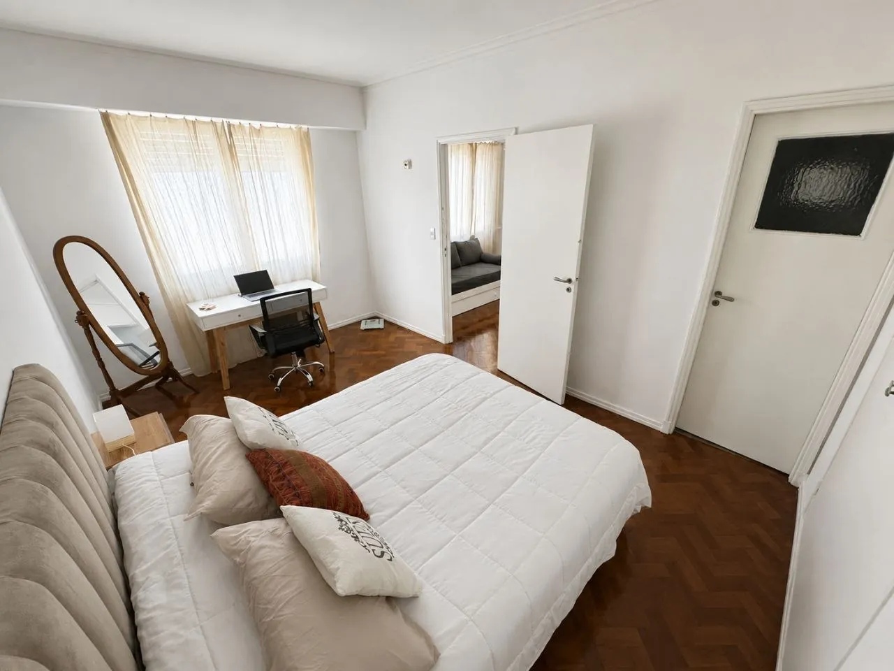 Продажа 2к квартиры в Monserrat 3