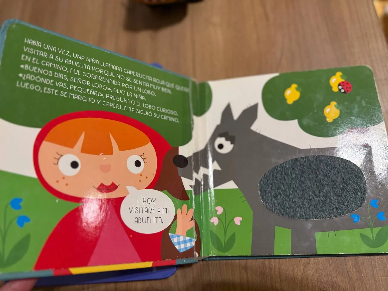 Тактильные книжки и магнитная игра 3