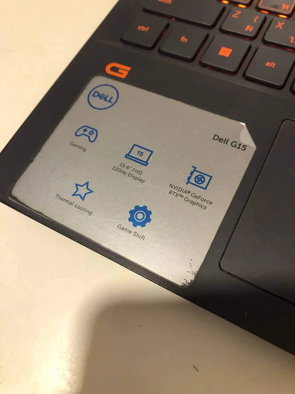 Dell G15 (2022) 8