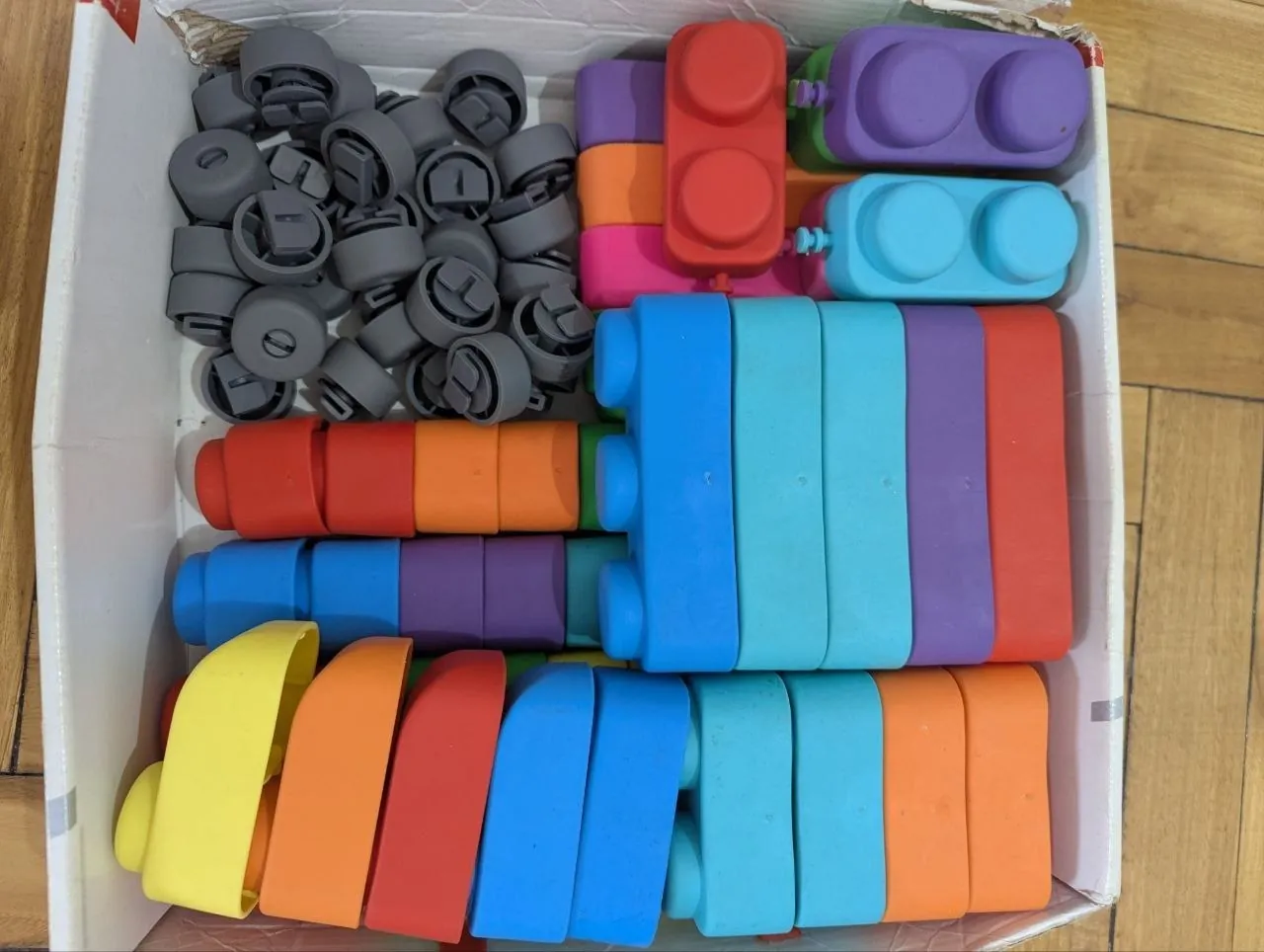 Мягкий конструктор Soft Blocks 81 деталь 25 USD 3