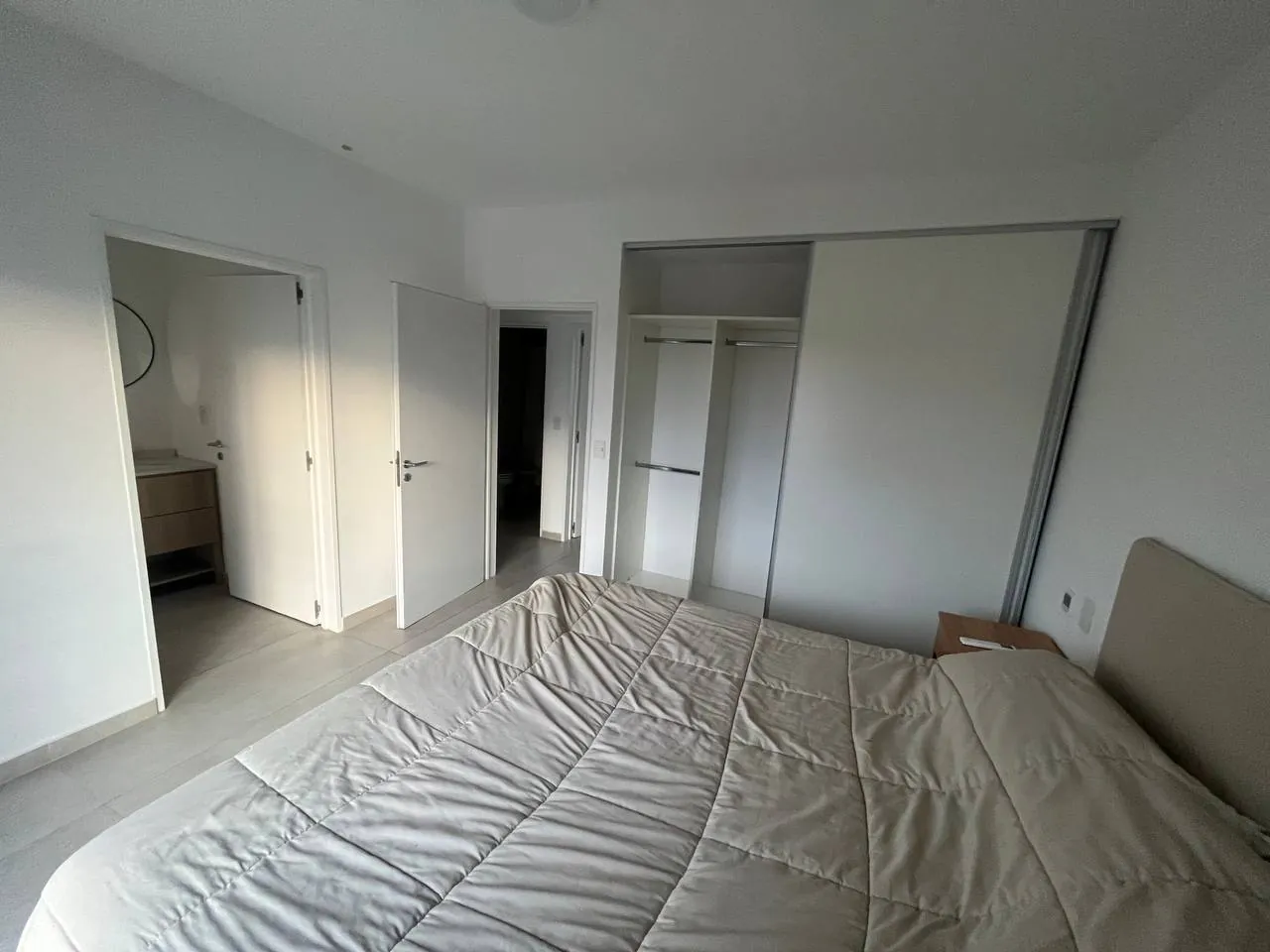 Аренда 3к квартиры с патио Saavedra 8