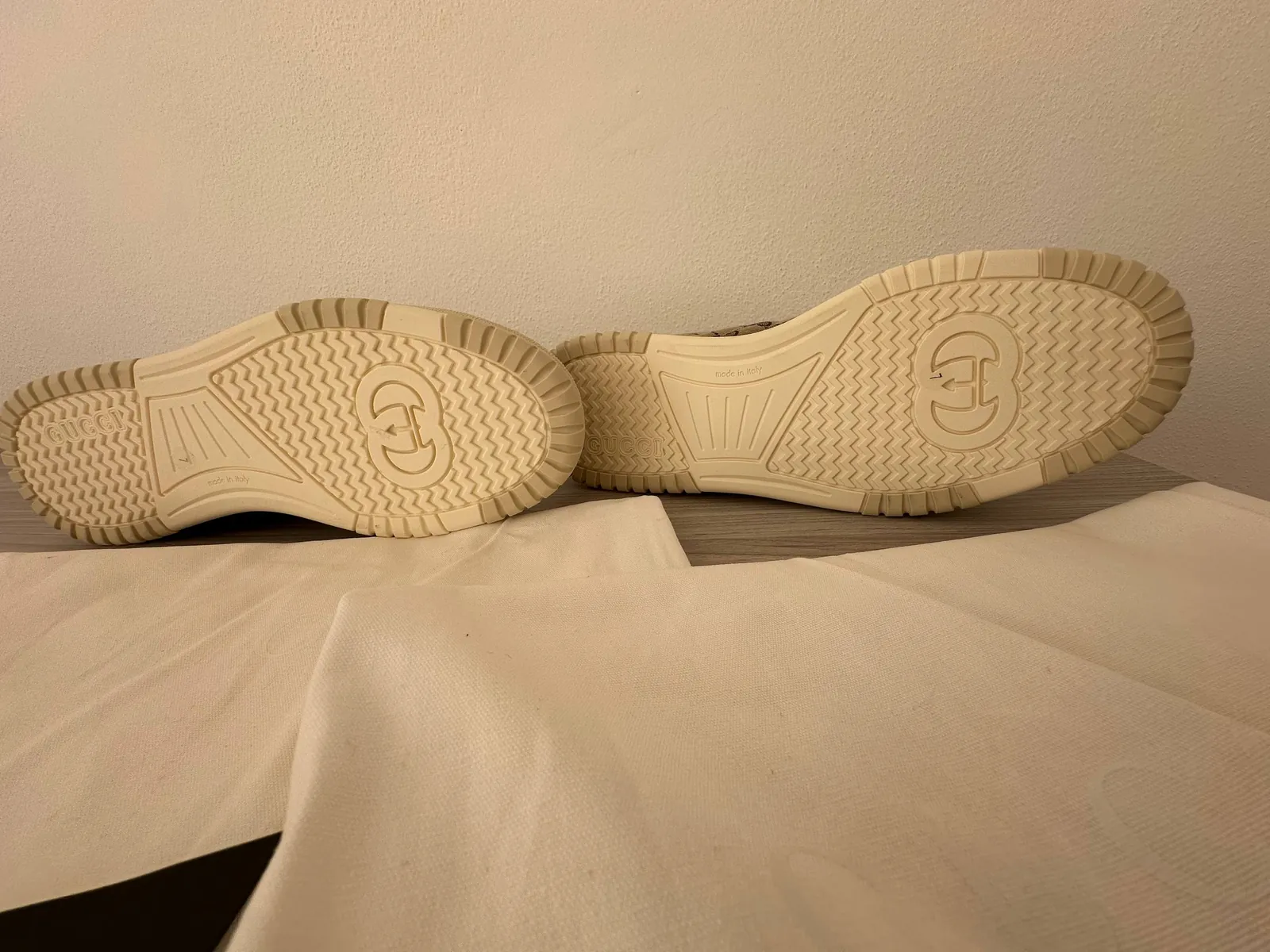 Обувь Gucci GG Canvas модель 787476 EU 41 новые 3