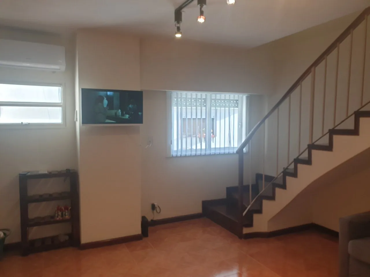 Дуплекс 2к Microcentro Sarmiento 1500 550 USD 2