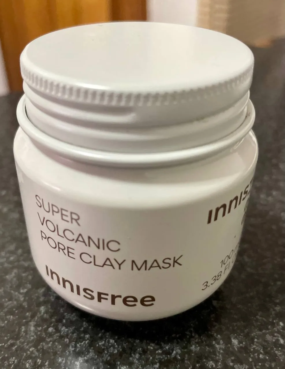 Маска вулканическая Innisfree Super Volcanic Pore Clay 1