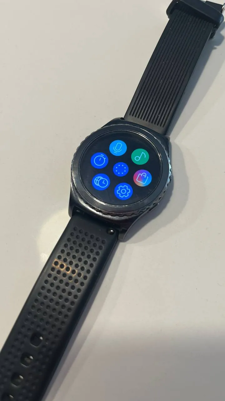 Samsung Gear S2 Classic смарт-часы 3