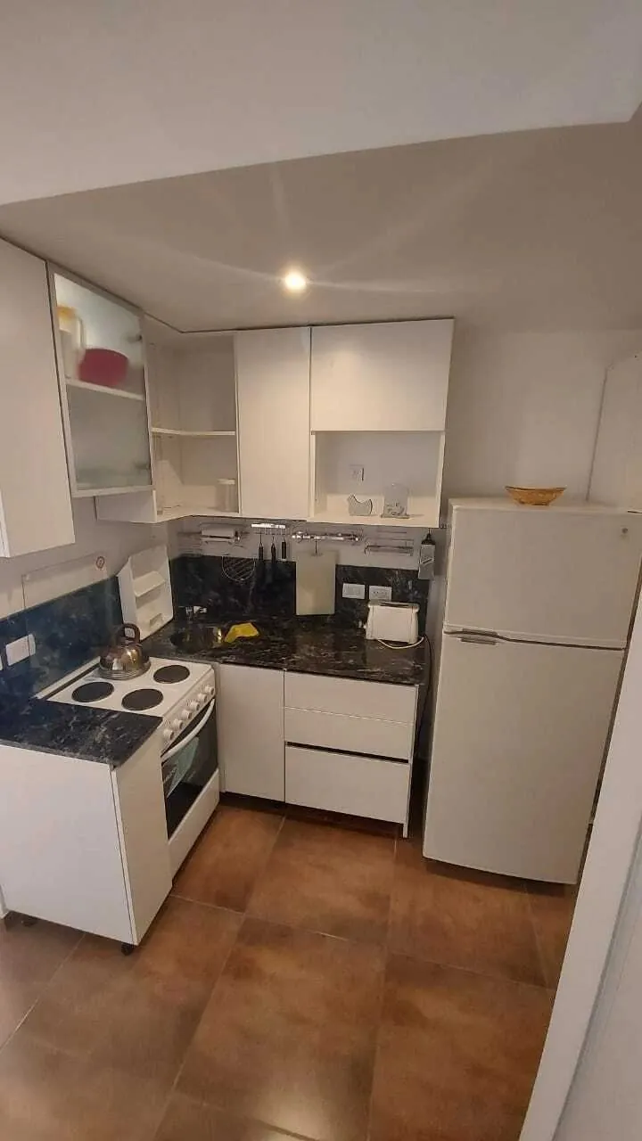 Студия Saavedra Romulo Naon 3500 патио SUM 5