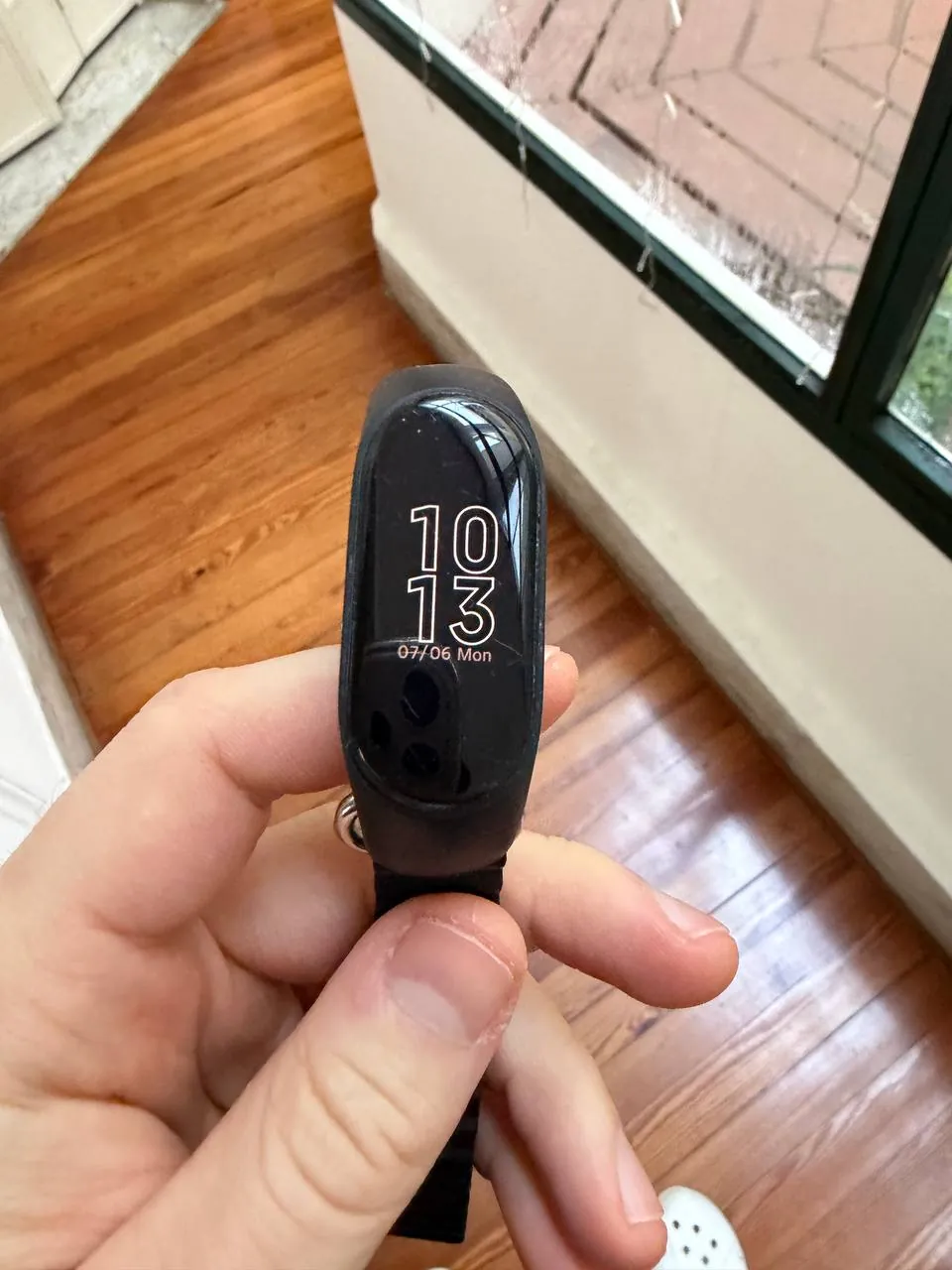 Xiaomi Mi Band 7 с зарядкой и ремешком 2