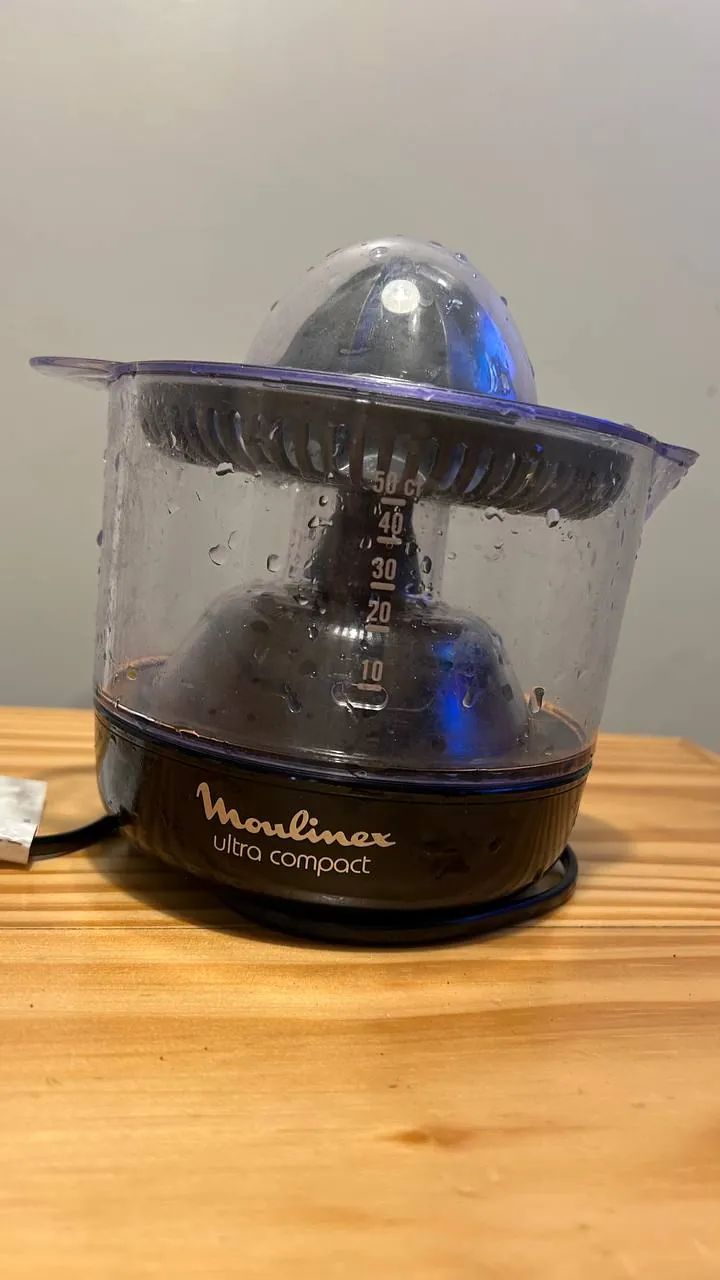 Соковыжималка Moulinex 1