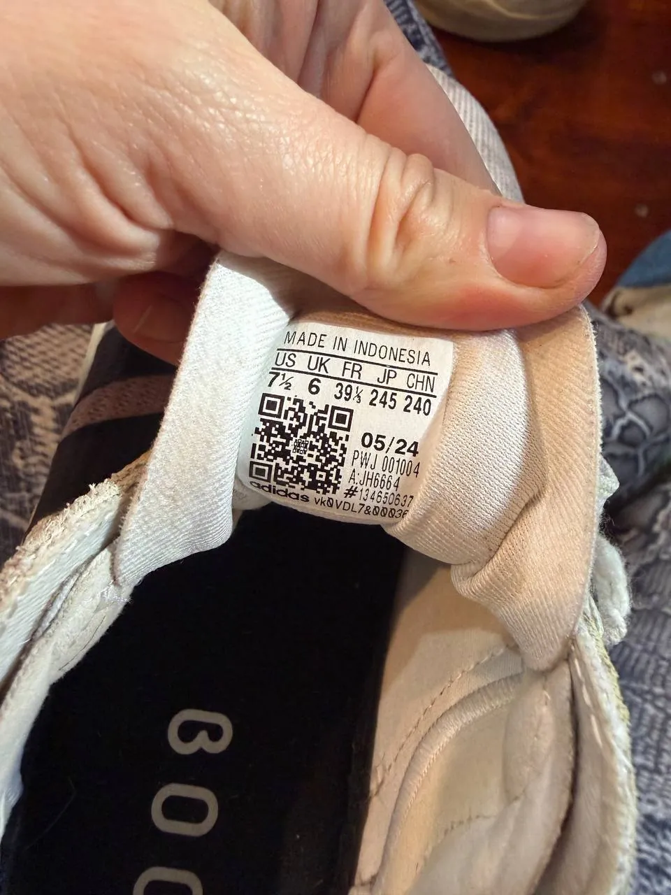 Кроссовки Adidas дубайские почти новые 3