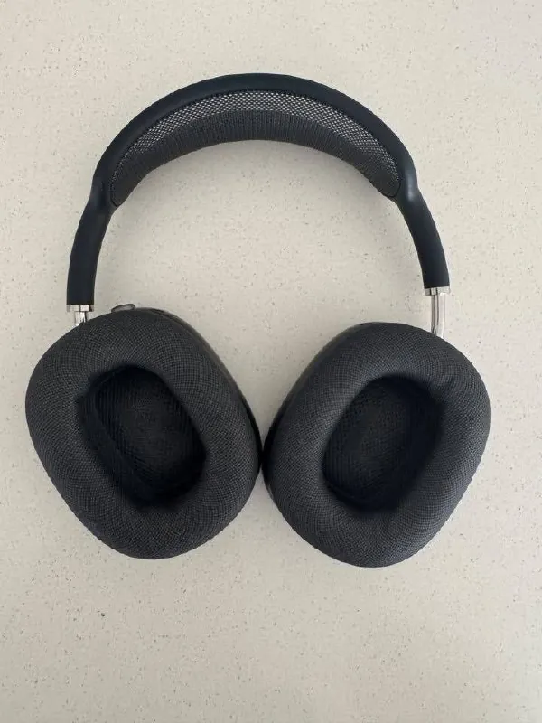 AirPods Max Lightning наушники чёрные 2