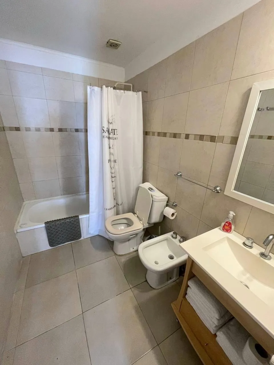 Дом Мар-дель-Плата barrio San Carlos гараж 8