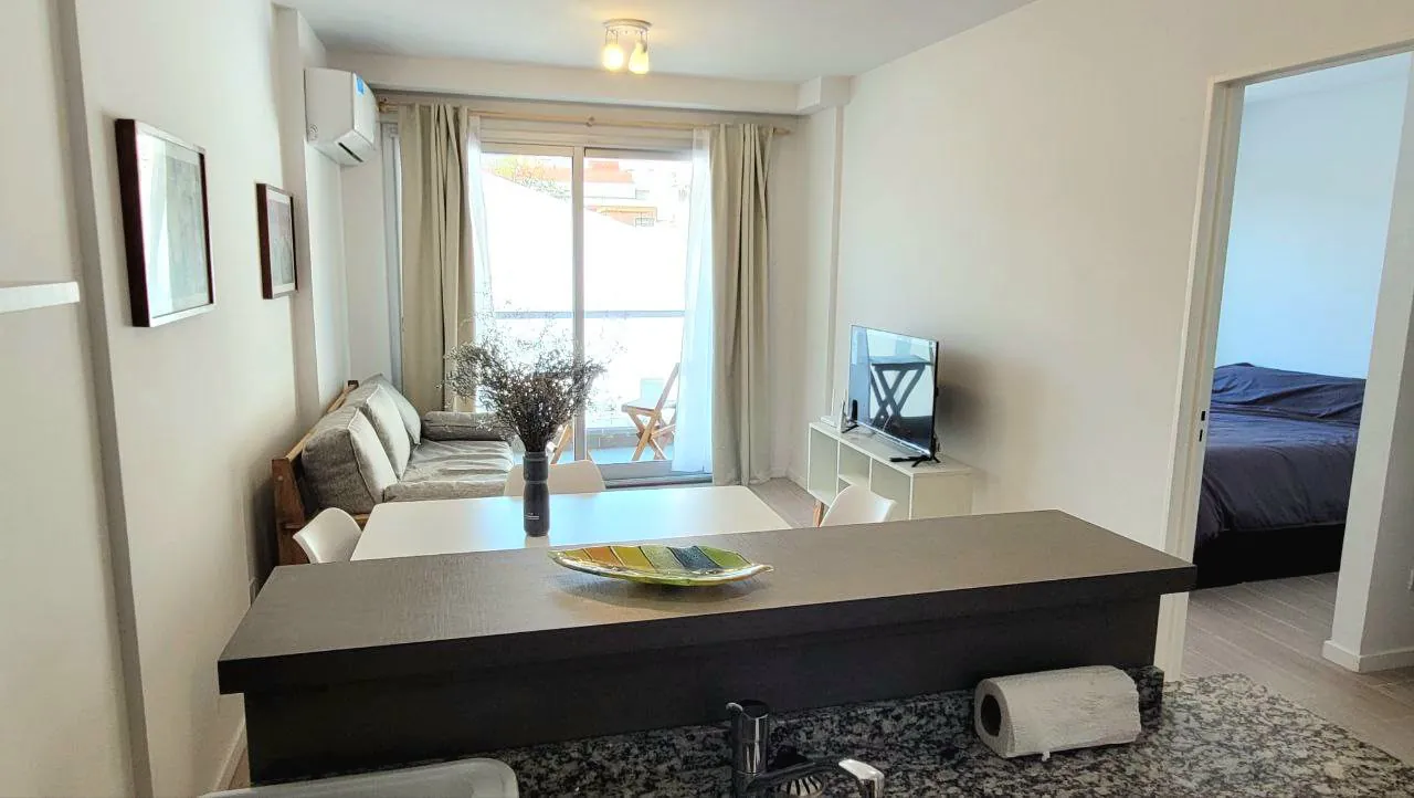 2к квартира Almagro бассейн паррижа 900 USD 3