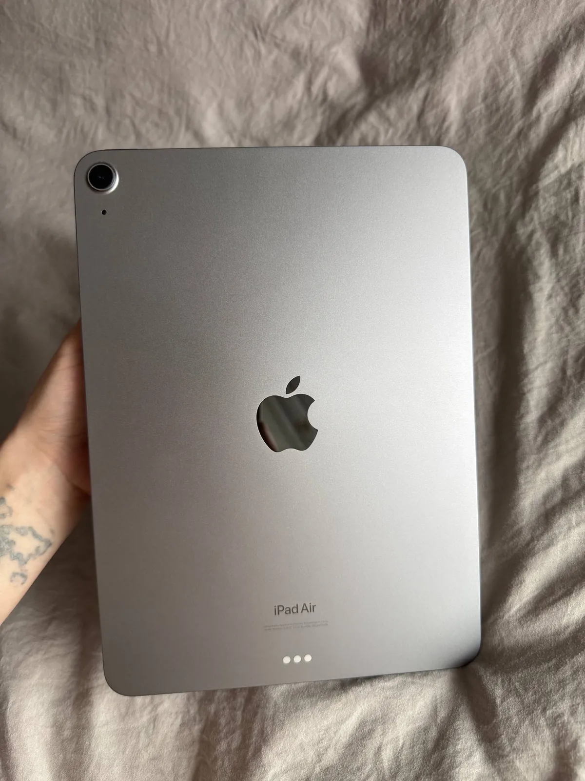iPad Air M2 128 ГБ отличное состояние 1