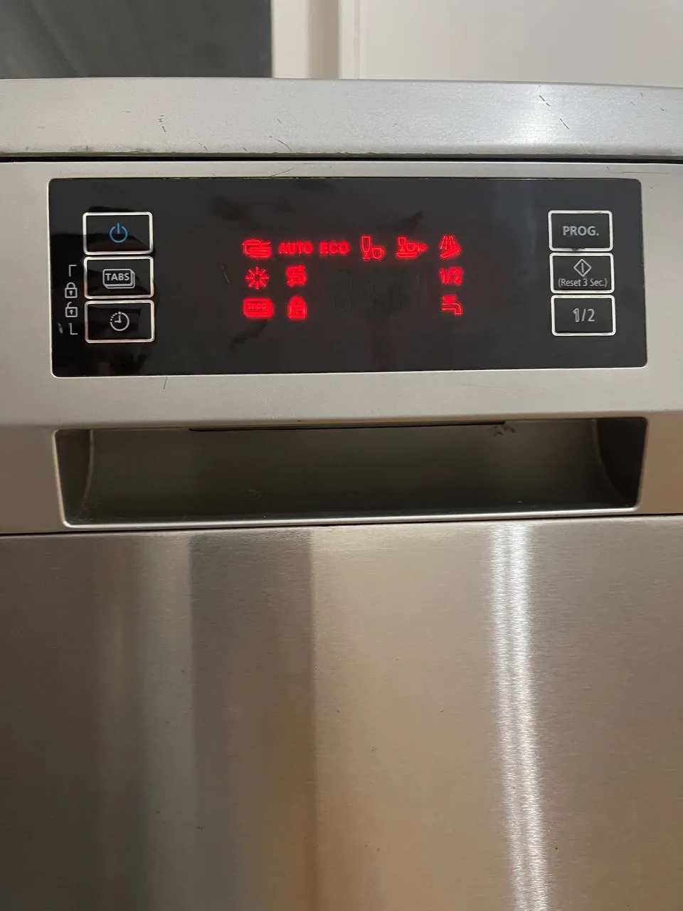 Посудомоечная машина Samsung DW-FN320T рабочая 4