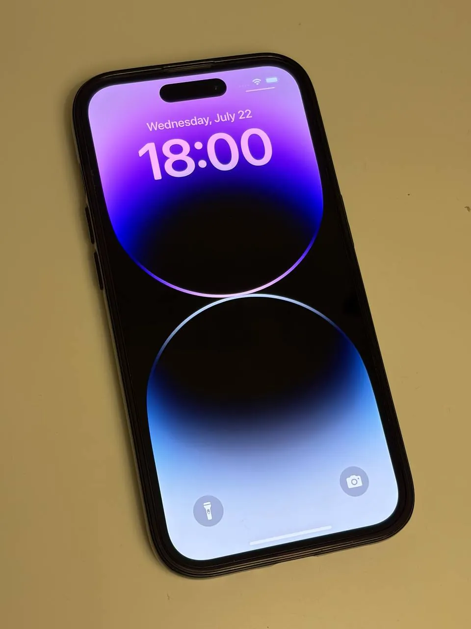 iPhone 14 Pro 256 ГБ два чехла 1