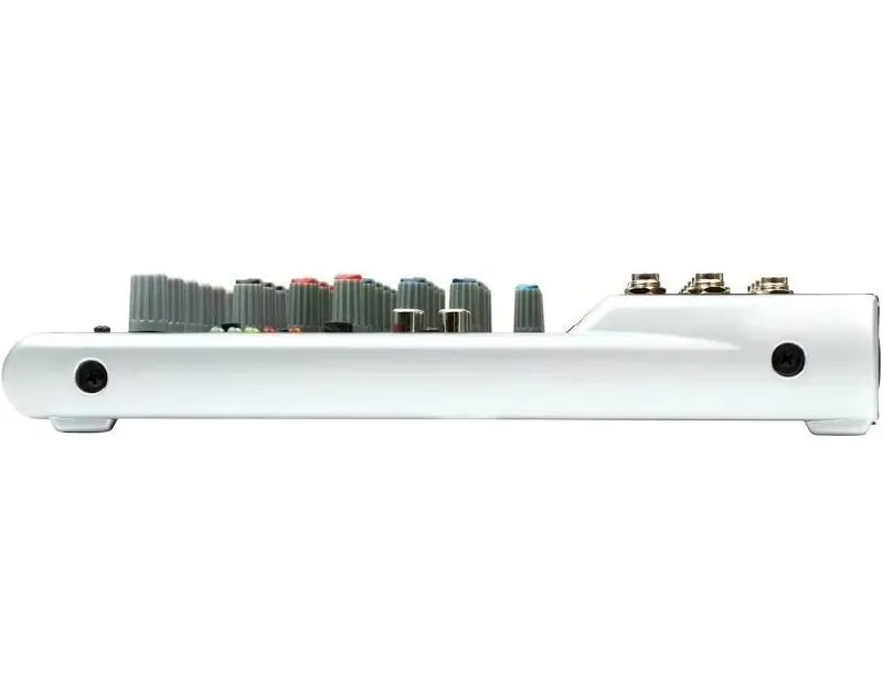 Микшерный пульт Behringer Xenyx Q802USB новый 2