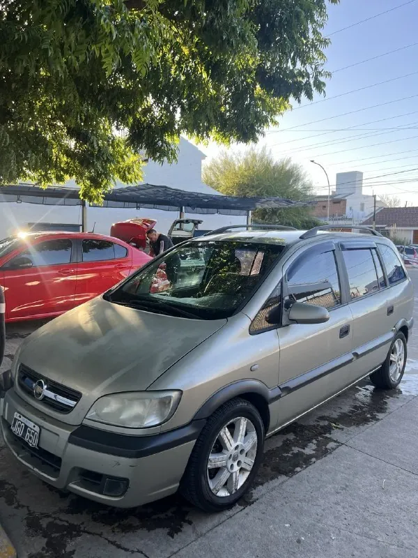 Chevrolet Zafira 2010 GL 2.0 8V 2