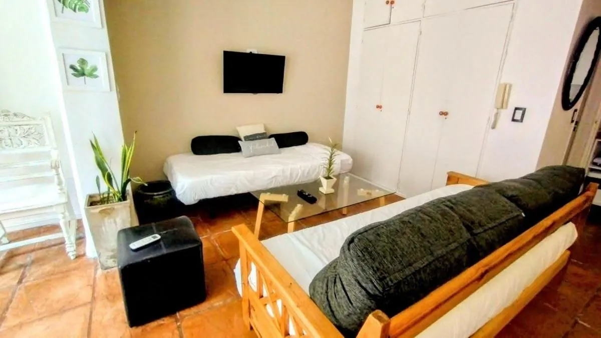 Студия с патио Recoleta Azcuenaga 1900 3