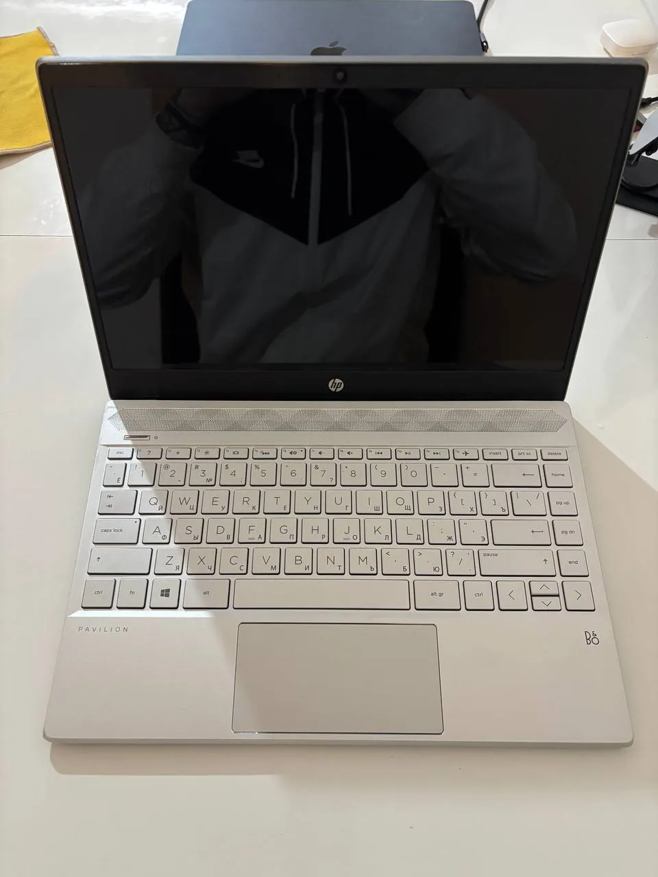 HP Pavilion 13 Core i5 8GB ноутбук 1